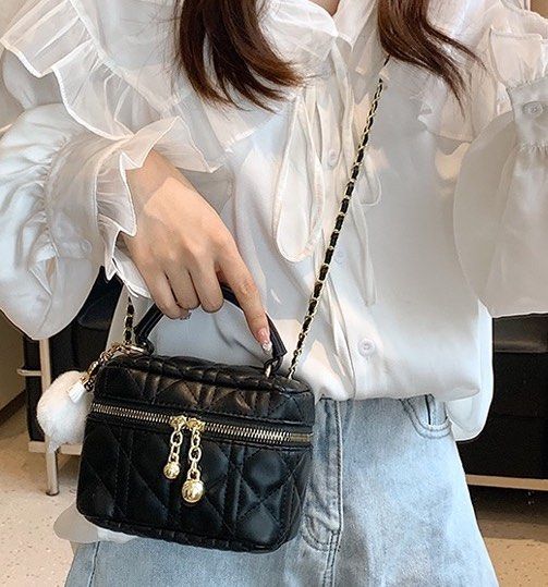 Quilted side bag top