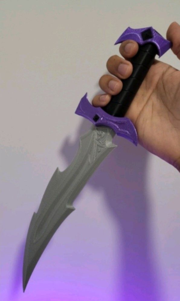 valorant reaver knife, Hobbies & Toys, Toys & Games on Carousell