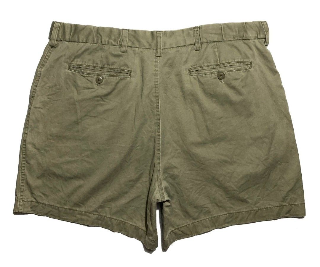 Rivers Oversize Shorts Size 40” - Preloved BS221 (Category: Shorts) located in Las Pinas. Submitted by szorty (Listing ID 1217357288, Image 2). Description: •PRELOVED• Onhand and ready to ship Brand: Rivers Condition: Used Size: 40 on tag Waist: 40 Length: 17.5 inches Pocket: 4 - minor issues (see photo) - All of our items are washed, unless stated as brand new. *Please see photos for flaws/issues if indicated. *Photos may vary from actual #river