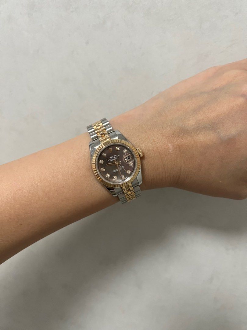 26mm rolex lady datejust on wrist