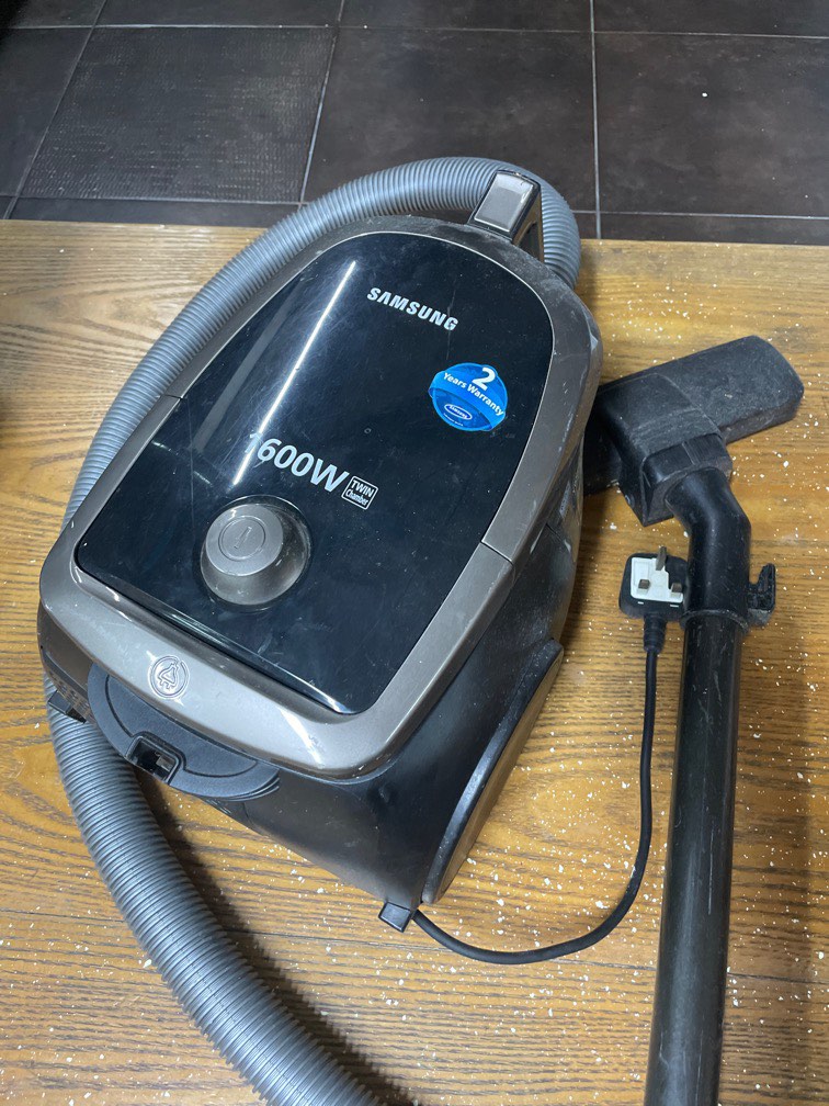 Samsung vacuum cleaner sc4710, TV & Home Appliances, Vacuum Cleaner