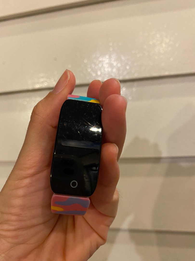 Smiggle Kid Smart Watch, Mobile Phones & Gadgets, Wearables & Smart