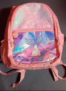 (Category: ) located in . Submitted by ynaa_closet (Listing ID 1217327428, Image 1). Description: .