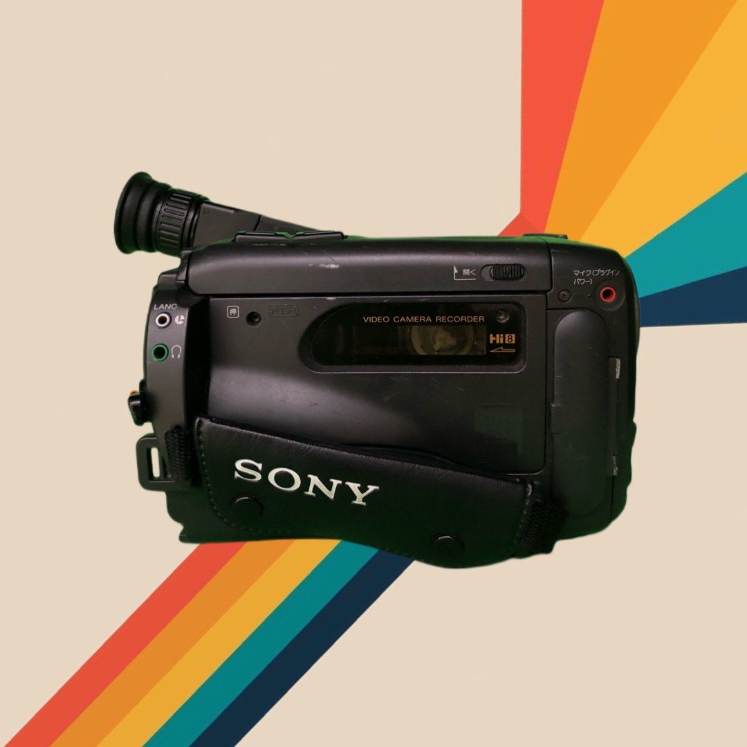 SONY Hi8 CCDTRV60 Camcorder, Photography, Video Cameras on Carousell