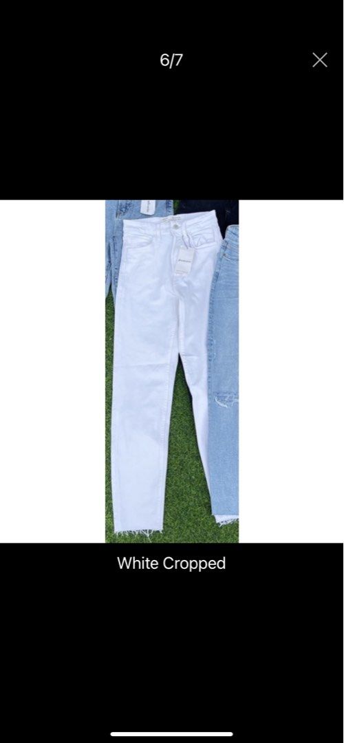 Stradivarius White Slim Fit Mom Jeans (Category: Jeans) located in Taguig. Submitted by jbep_ (Listing ID 1217249725, Image 3). Description: Bought for ₱550 from Paradoxical Clothing on Shopee. Used only once. It doesn’t fit me as nice as I thought it would since I gained weight. Size 28-29 SIZE GUIDE: -based on measuring tape laid flat, in inches. LENGTH - 38 inches approx. Stradivarius Slim Fit Mom Jeans is semi stretchable. Sizing is based on 