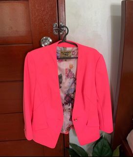 (Category: ) located in . Submitted by lenaej89 (Listing ID 1217347834, Image 1). Description: .