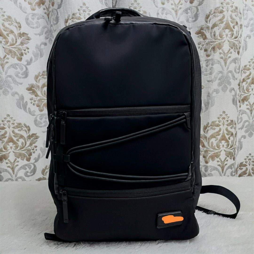 Tumi westville top