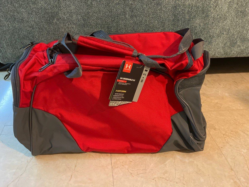 Under Armour golf duffel bag, Sports Equipment, Sports & Games, Golf on