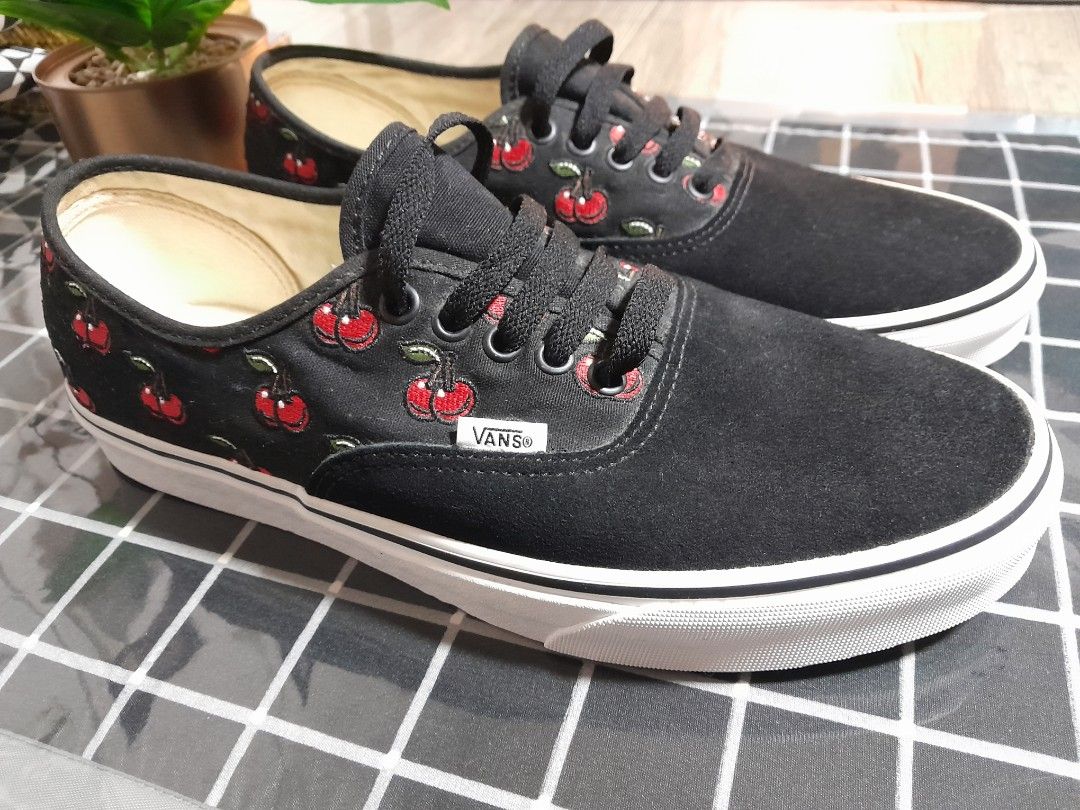 VANS CHERRY Men s Fashion Footwear Sneakers on Carousell