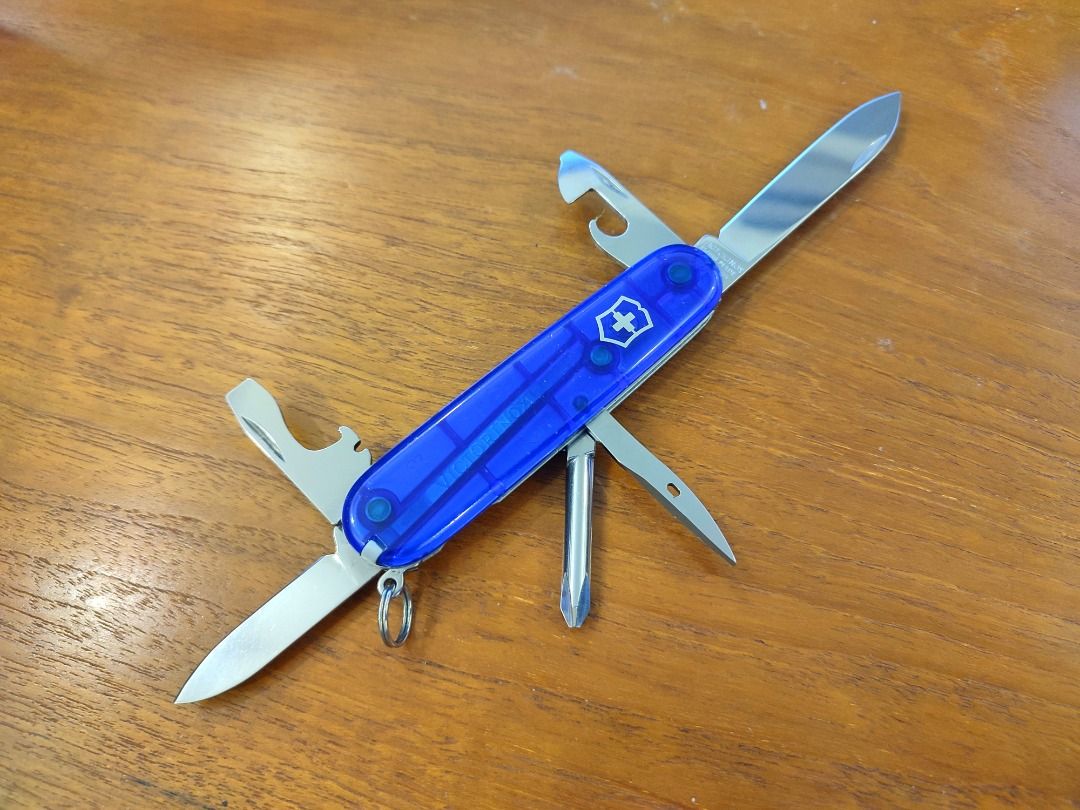 Victorinox Swiss Army Knife Tinker Rare Colour, Sports Equipment