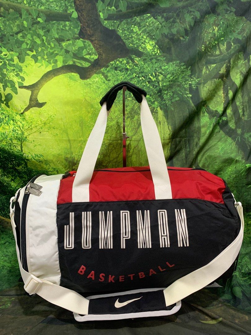 Vintage nike online duffle bag