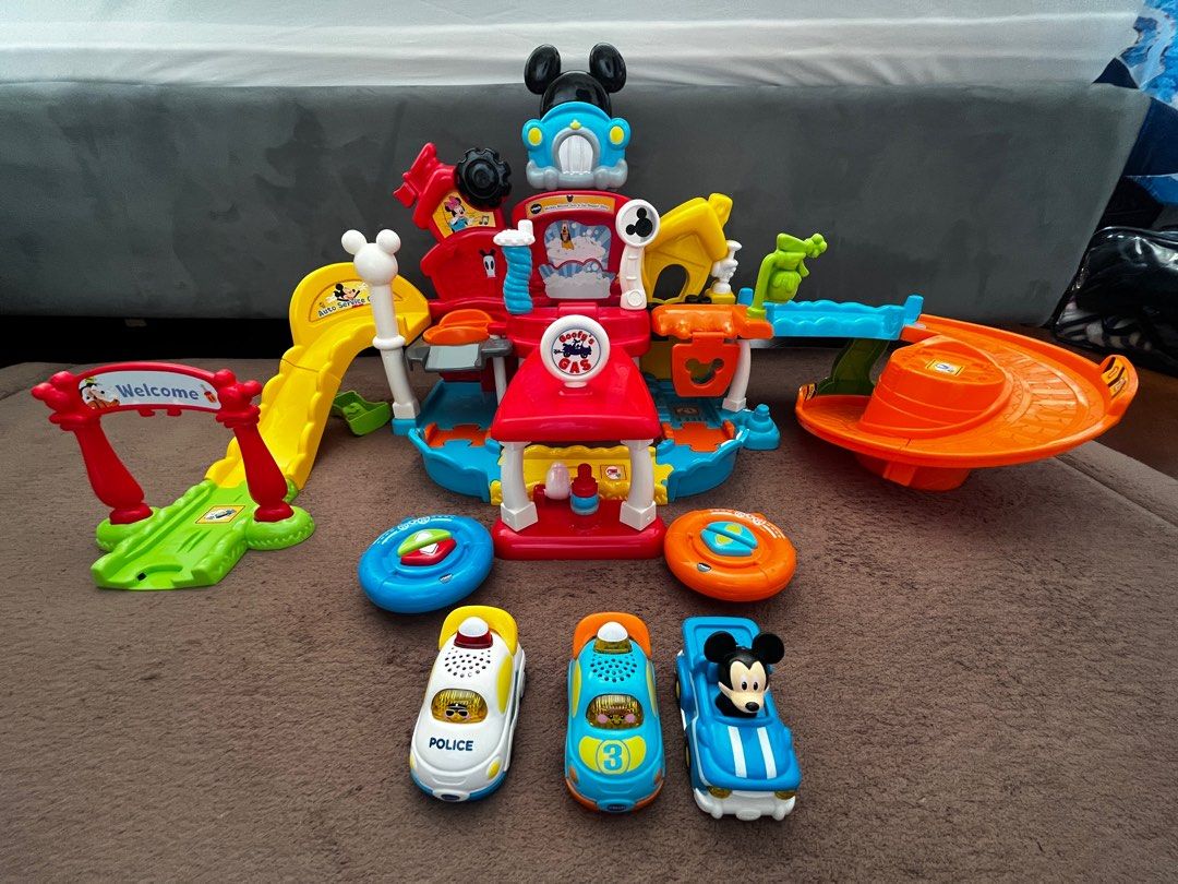 VTech Disney Mickey Mouse Gas and Go Repair Shop Playset + 2 Toot Toot