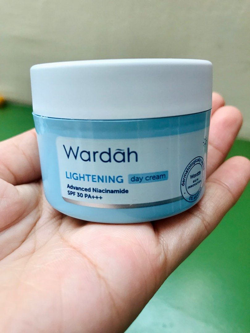 Warda lightening hotsell day cream