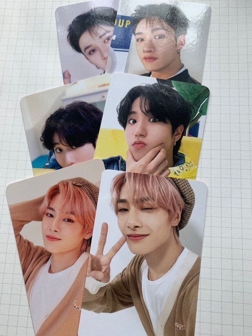 wts stray kids skz season greetings, Hobbies & Toys, Memorabilia