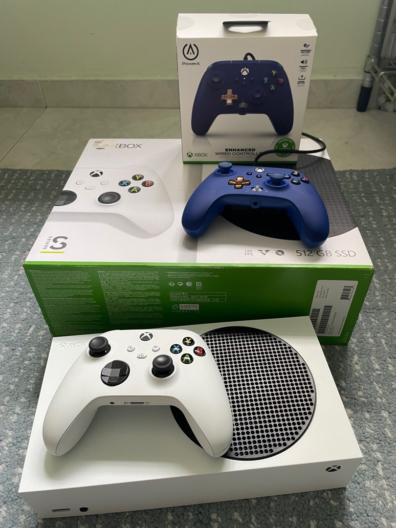 Xbox Series S with 2 Controllers & FIFA 23, Video Gaming, Video Game