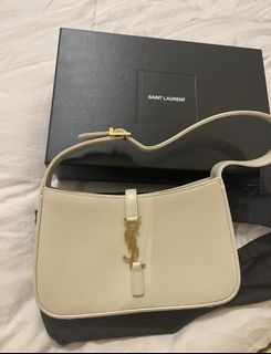 （分類：）位於 。 由 torikhback4 提交（商品編號 1217371102，圖片 1）。簡介： 。
