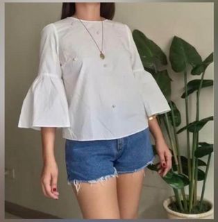 Zara Basic Collection White Top with Pearls