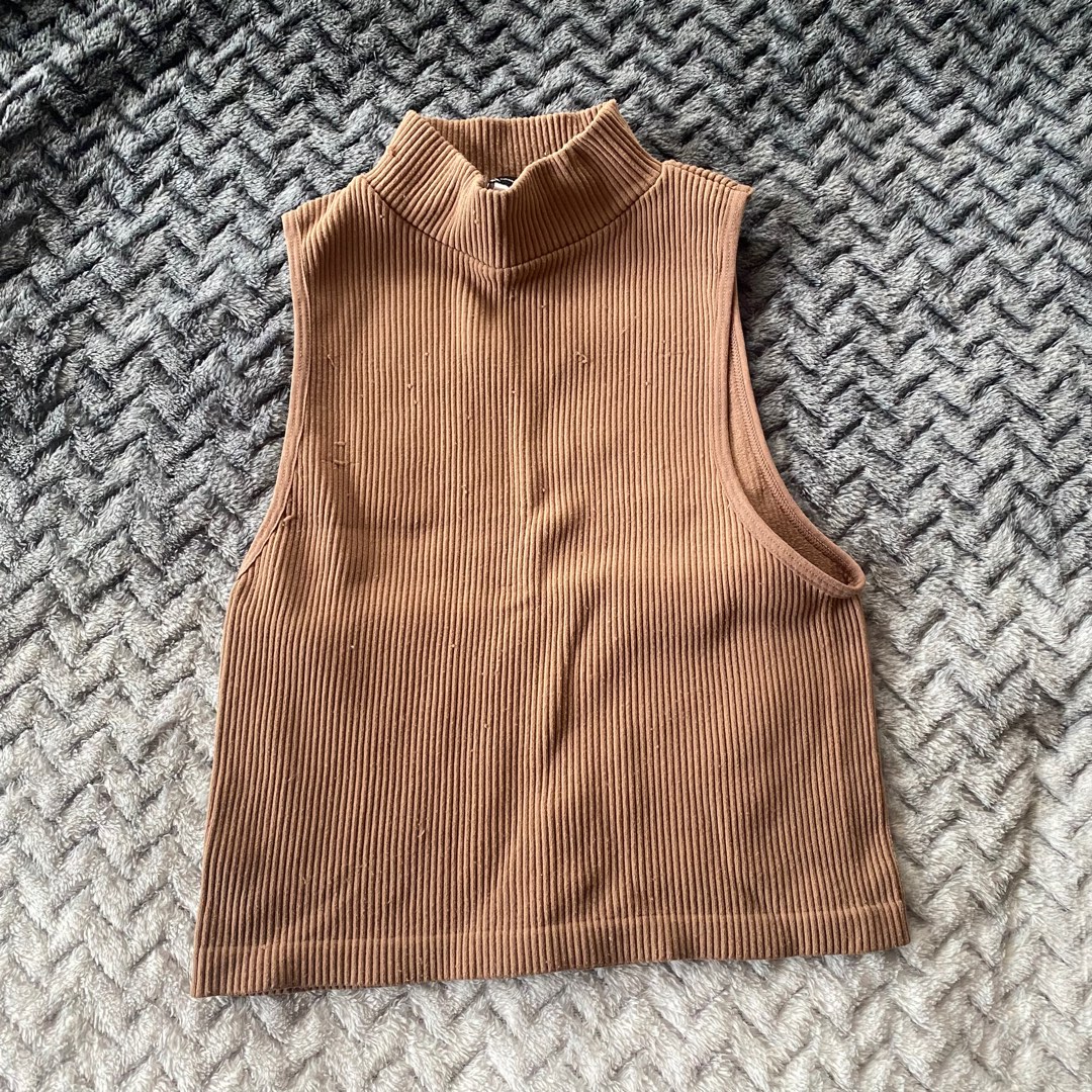 Zara Seamless Mock/Turtle Neck Top, Women's Fashion, Tops, Others Tops on  Carousell