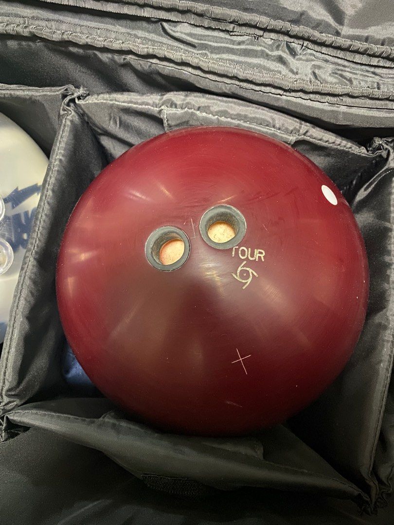 15lbs iq red storm urethane bowling ball, Sports Equipment, Sports ...
