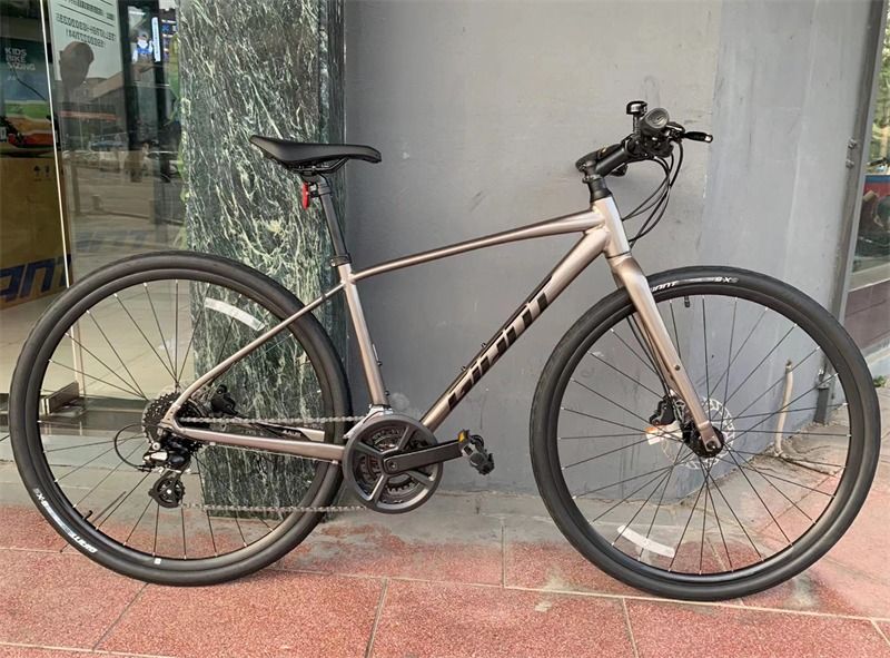 Giant escape 2 city 2024 disc hybrid bike 2020