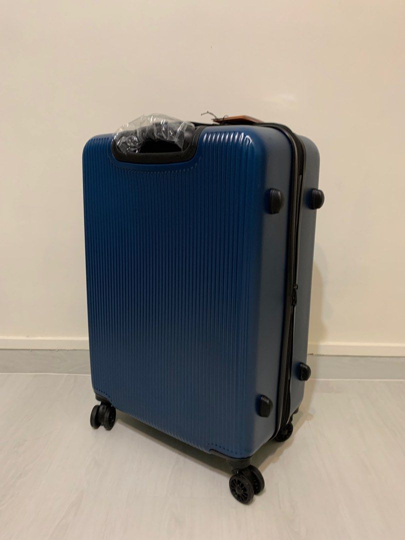Medium luggage clearance bag