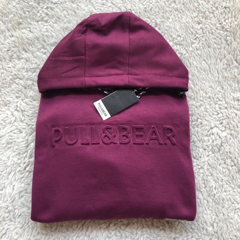 Pull and hotsell bear burgundy hoodie