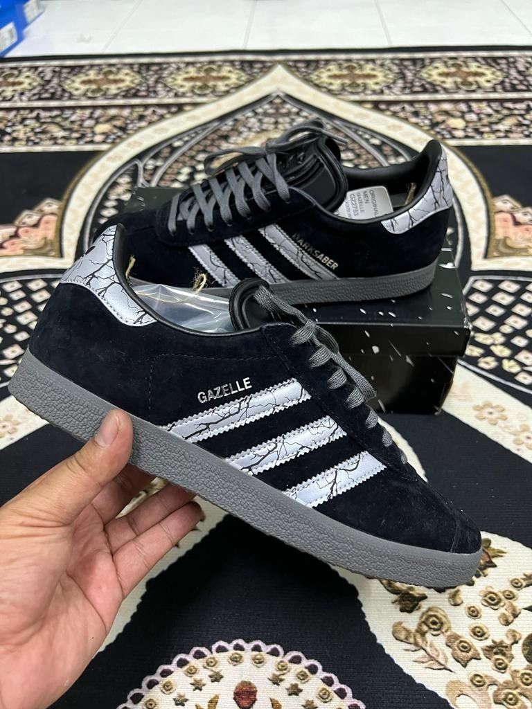 Adidas Gazelle Dark Saber (6 UK), Men's Fashion, Footwear, Sneakers on  Carousell