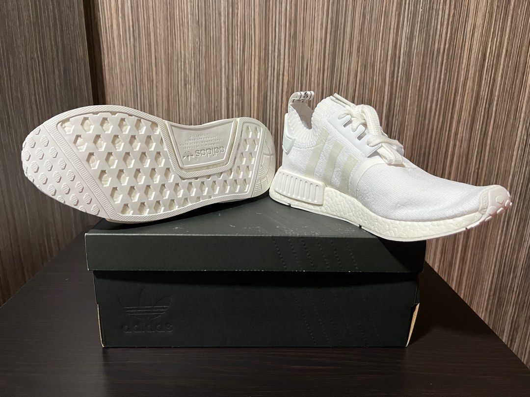 Triple white nmd japan store