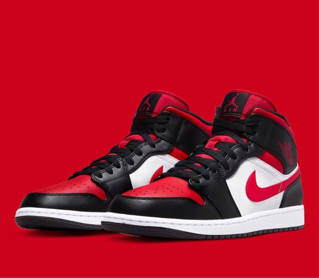 Air Jordan 1 Low Bred Toe Men s Fashion Footwear Sneakers on