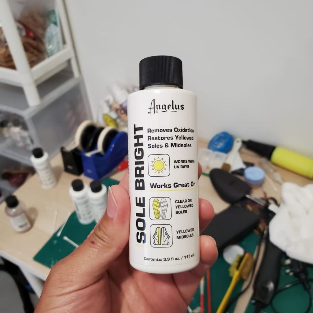 Angelus Sole Bright Removes Oxidation Restores Yellowed Soles
