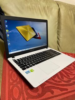 ASUS i5 獨顯筆電(X550C)Laptop