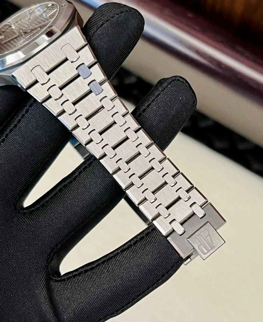 audemars-piguet-royal-oak-15500st-grey-dial-luxury-watches-on-carousell