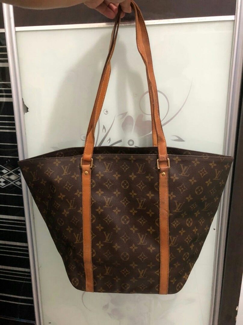 Auth Louis Vuitton Monogram Sac Shopping Shoulder Bag, Women's Fashion,  Bags & Wallets, Tote Bags on Carousell