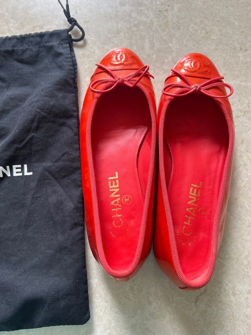 Authentic Chanel Flats Patent Leather, Women's Fashion, Footwear, Flats