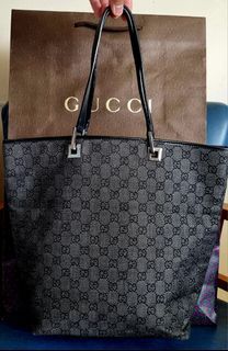 Authentic Gucci Signature Shoppers Bag