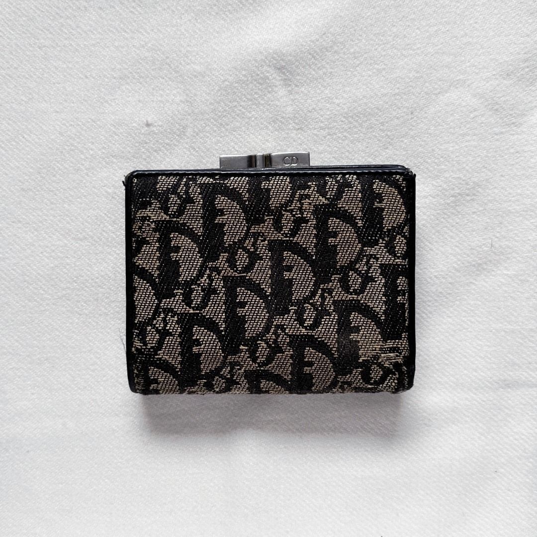 Christian dior monogram online