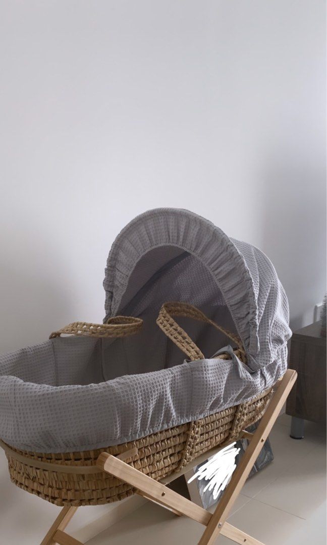 Baby Moses Basket / Cot, Babies & Kids, Baby Nursery & Kids Furniture