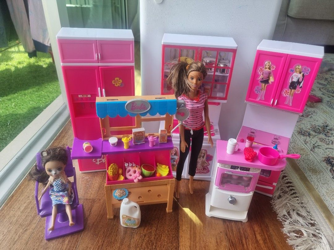 Barbie vogue kitchen set hot sale