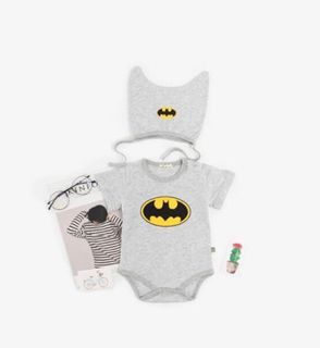 Batman Costume for Baby Boys Romper Bonnet Set Superhero Monthly Photoshoot Outfit Jumpsuit Black Gray