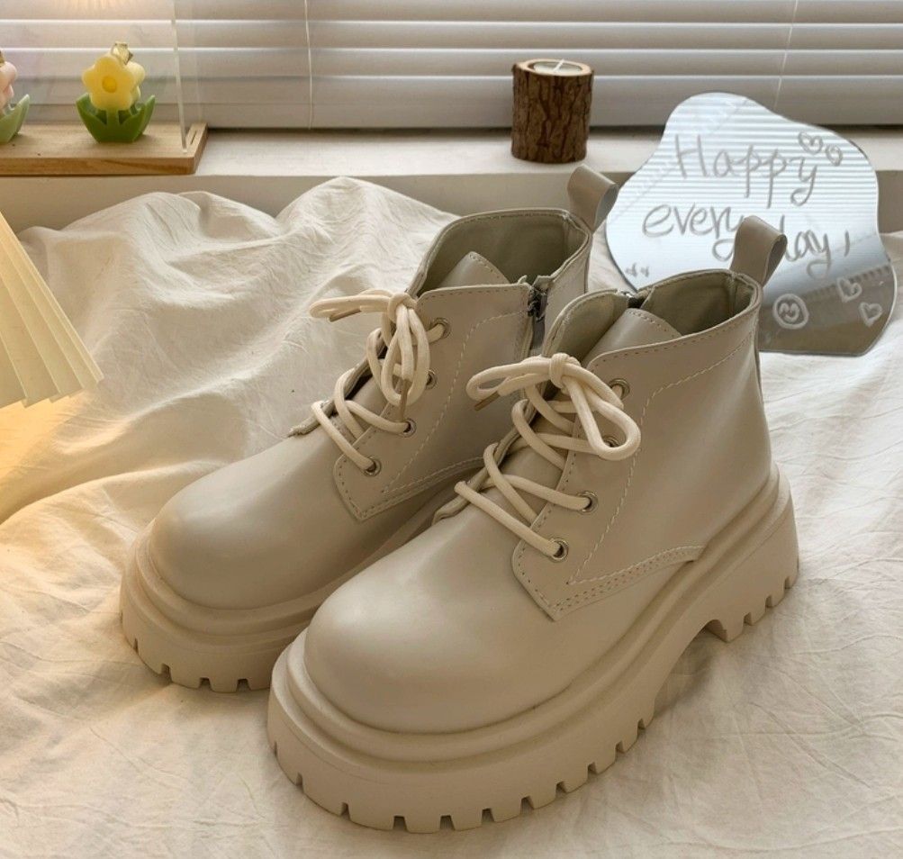 Front lace up boots top