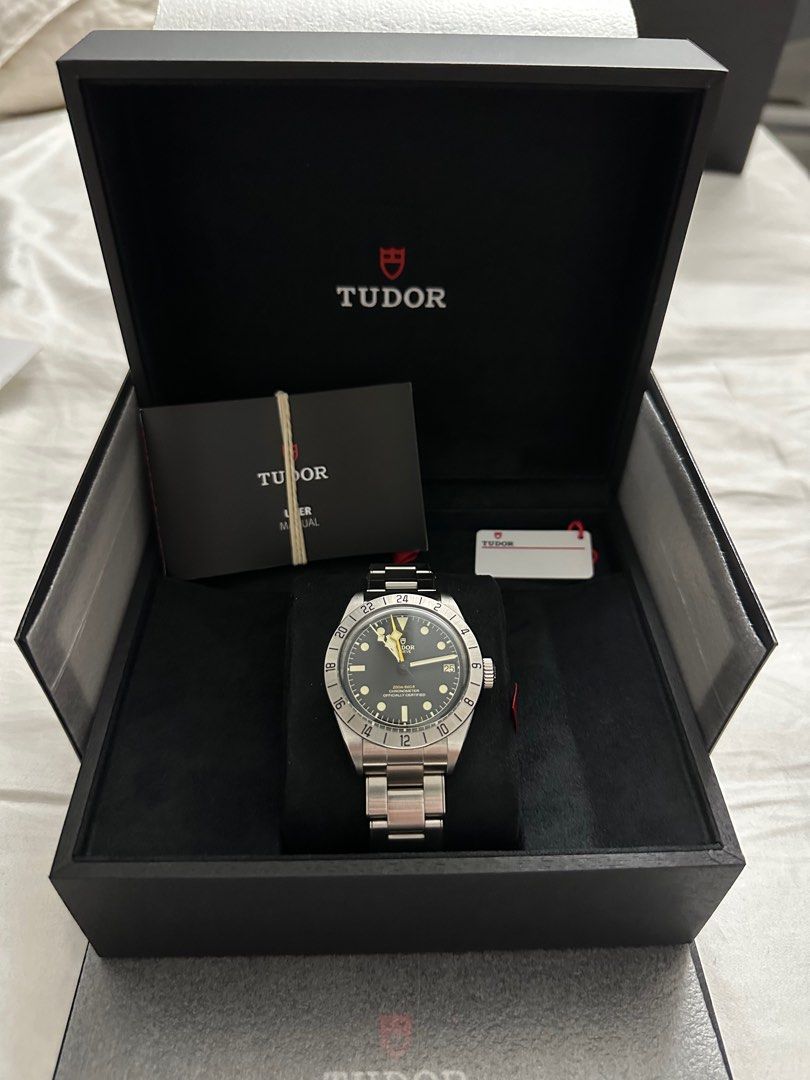 BNIB Tudor Black Bay Pro M79470-0001, Luxury, Watches on Carousell