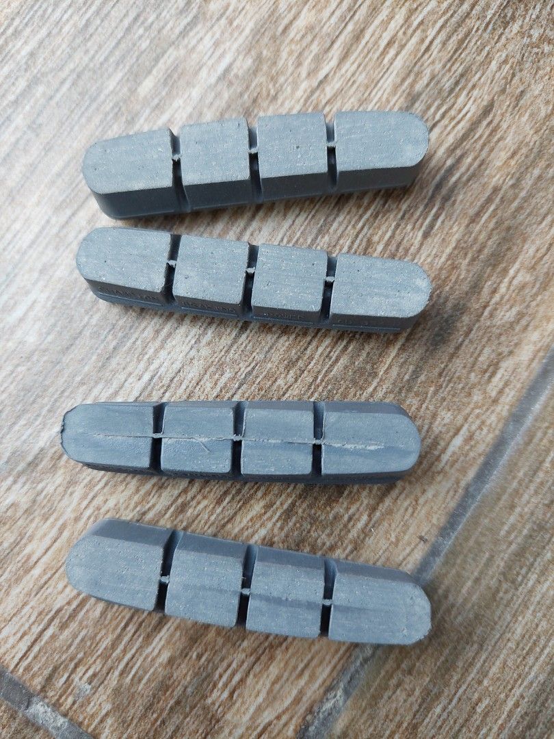 brake pad for carbon wheelset, Sports Equipment, Bicycles & Parts