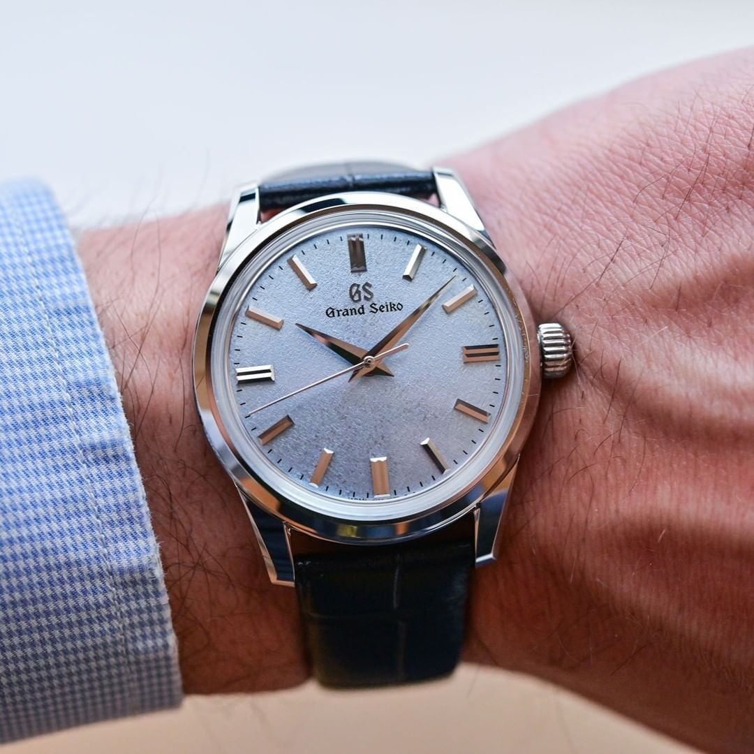 Grand seiko manual 37mm hotsell sbgw231