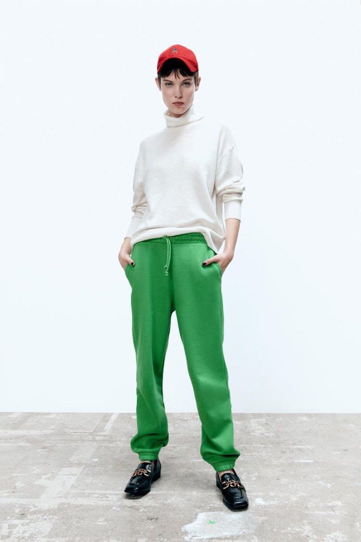 Zara green sweatpants online