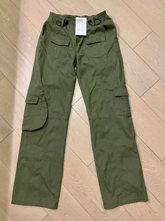 （分類：）位於 。 由 hkccsells 提交（商品編號 1217553842，圖片 1）。簡介： 。