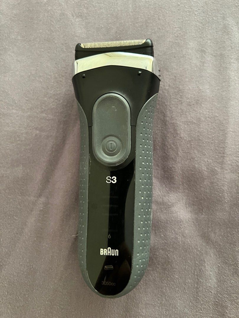 Braun Shaver Model S3, Beauty & Personal Care, Men's Grooming on Carousell