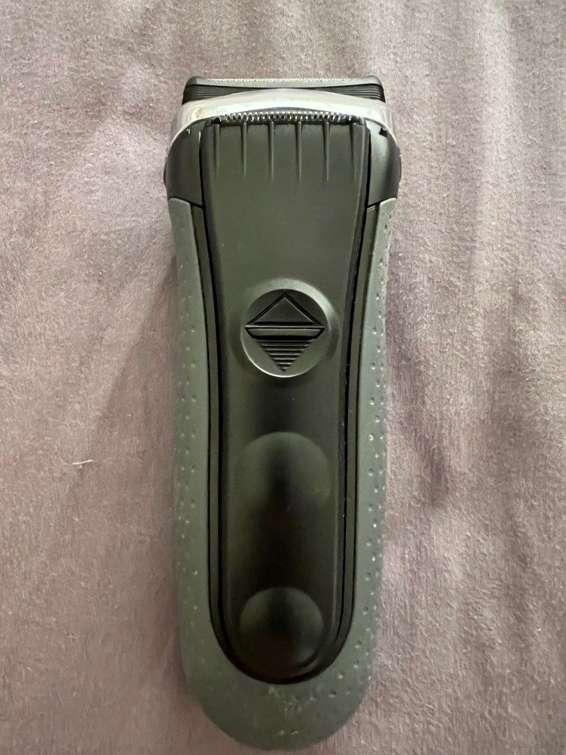 Braun Shaver Model S3, Beauty & Personal Care, Men's Grooming on Carousell