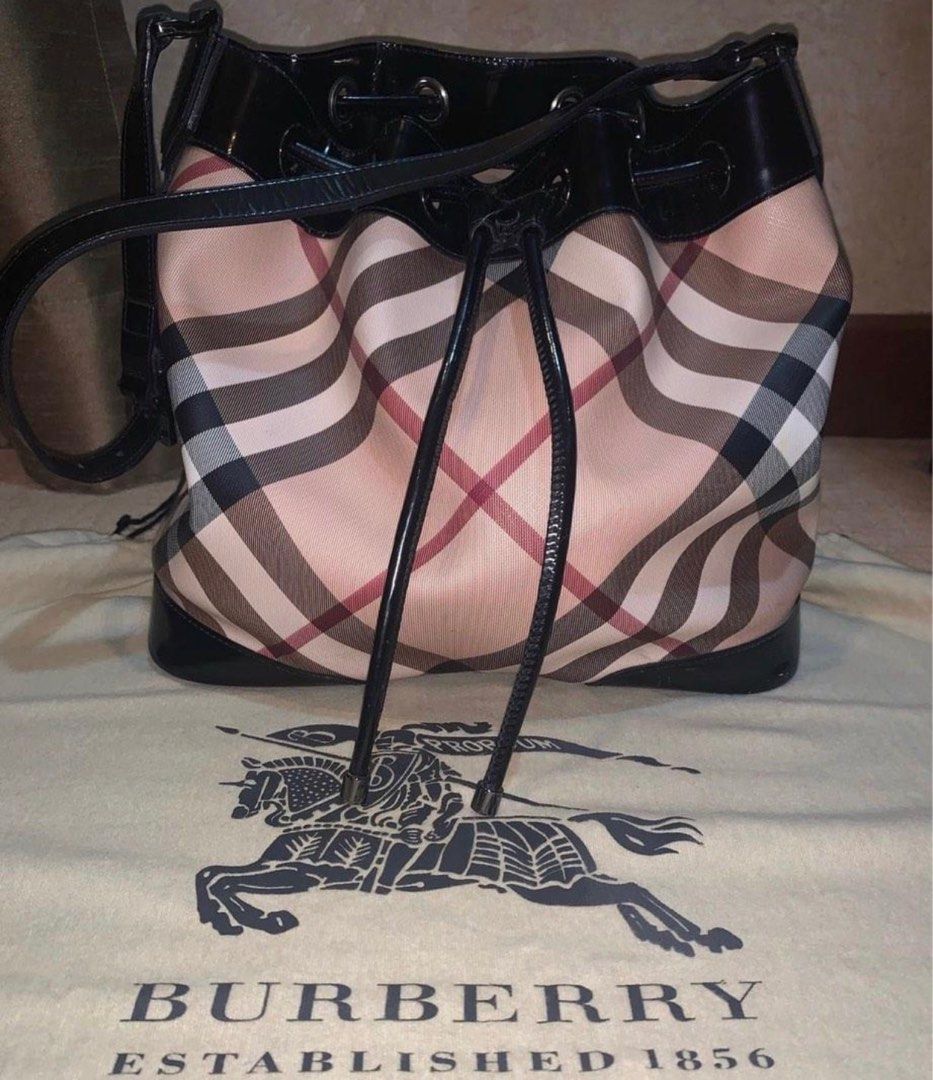Burberry bags store uae price