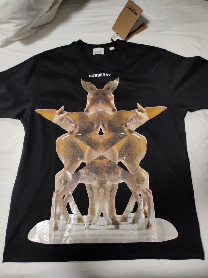 Burberry t shirt shop deer