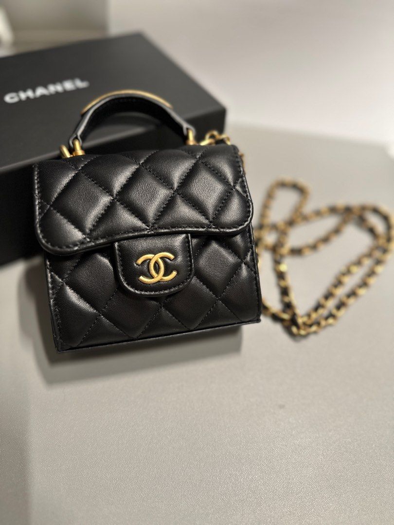 Buy Chanel Pre-loved CHANEL CC filigree matelasse chain shoulder bag stripe  Caviar skin leather off white black silver hardware 2023 Online